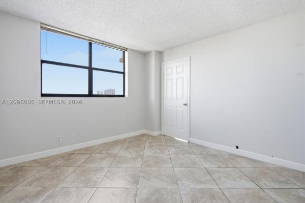 Winston Towers 700, 290 174th St #2104, Sunny Isles Beach, Florida 33160, image 3