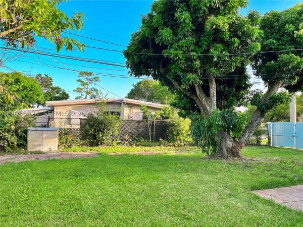 Riverland Village, 3390 SW 21st St, Fort Lauderdale, Florida 33312, image 3