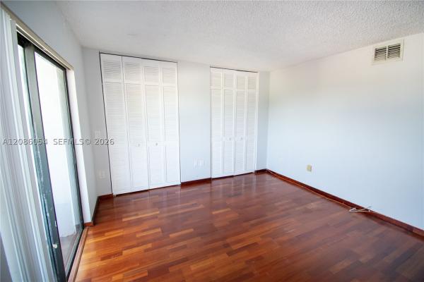 Miami Beach, Florida 33141, image 2