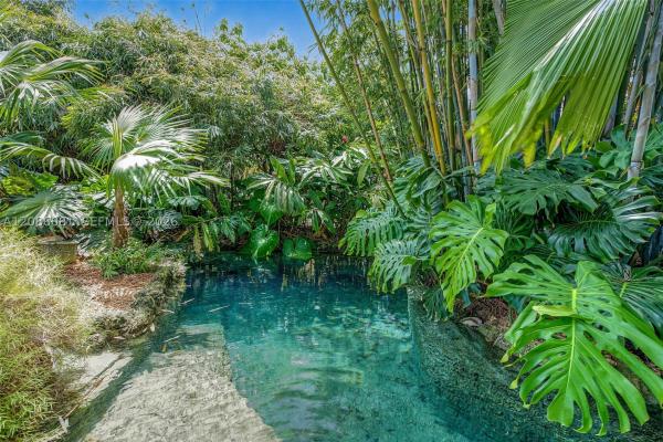 Whispering Pines Estates, 18740 SW 86th Ave, Cutler Bay, Florida 33157, image 2