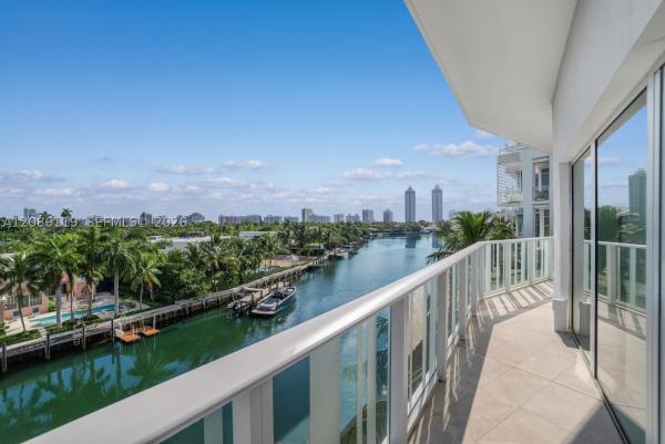 The Ritz-Carlton South Beach, 4701 N Meridian Ave #325, Miami Beach, Florida 33140, image 1