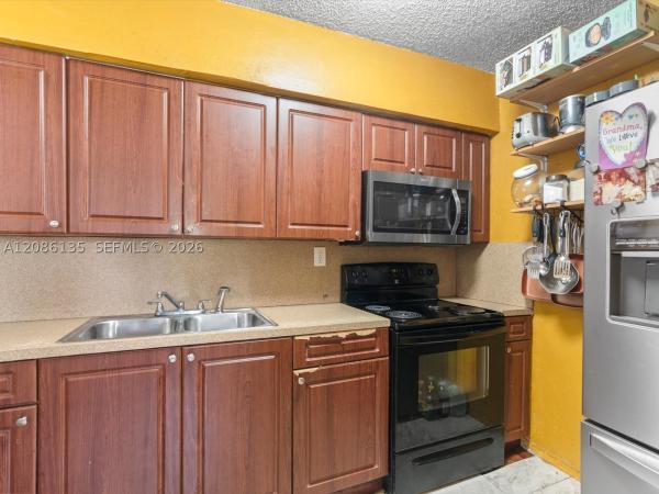 2118 NW 47th St, Unincorporated Dade County, Florida 33142, image 3