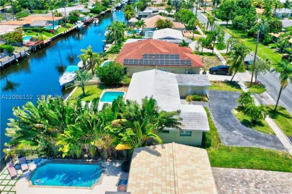 Cypress Harbor, 151 SE 9th Ct, Pompano Beach, Florida 33060, image 2