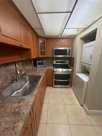 10090 NW 80th Ct #1327, Hialeah Gardens, Florida 33016, image 2