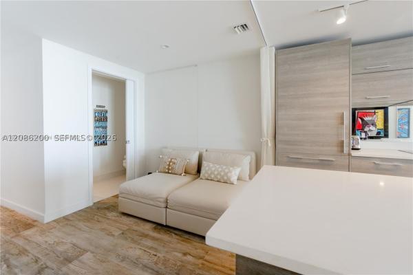 Paraiso Bay, 650 NE 32nd St #4402, Miami, Florida 33137, image 2