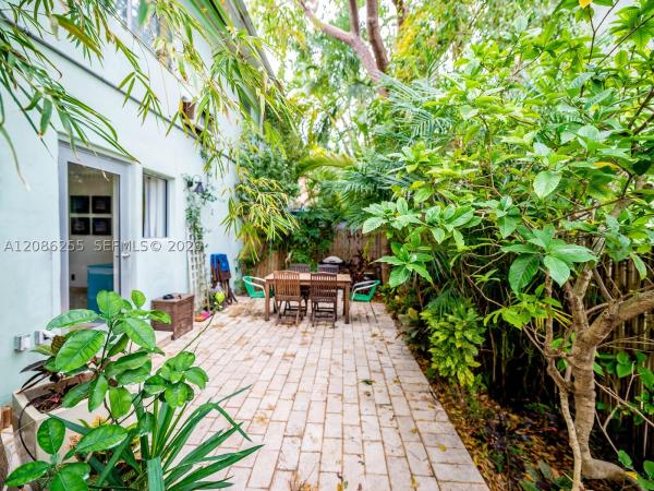 Park Square, 1127 Meridian Ave #7-1127, Miami Beach, Florida 33139, image 2
