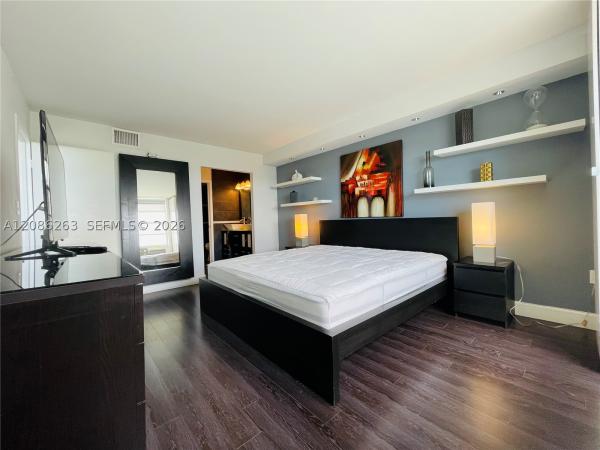 Brickell Bay Club, 2333 Brickell Ave #409, Miami, Florida 33129, image 3