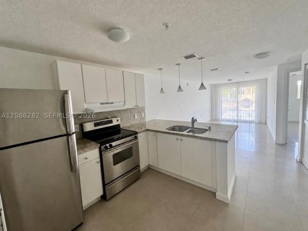 Villa Sole, 218 SW 8th Ave #303, Miami, Florida 33130, image 3