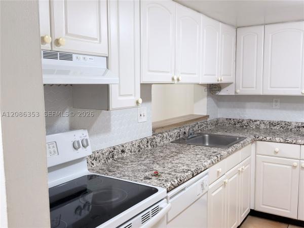 8600 SW 133rd Avenue Rd #310, Unincorporated Dade County, Florida 33183, image 1