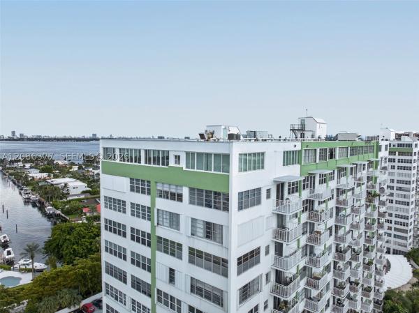 Bayview Towers North, 2150 Sans Souci Blvd #D1, North Miami, Florida 33181, image 2