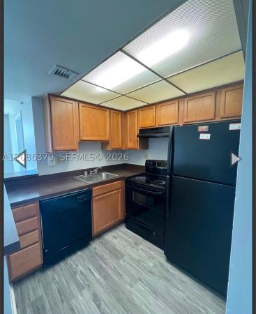 Bella Lago Vista At Clear Lake Club, 706 Executive Center Dr #34, West Palm Beach, Florida 33401, image 2