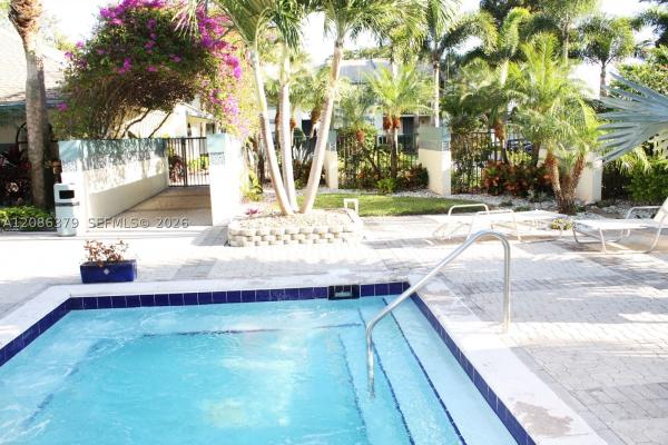 Bella Lago Vista At Clear Lake Club, 706 Executive Center Dr #34, West Palm Beach, Florida 33401, image 1