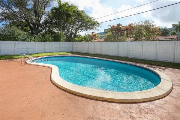 8870 SW 87th St, Unincorporated Dade County, Florida 33173, image 2