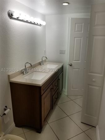 Gateway House North, 16740 NE 9th Ave #702, North Miami Beach, Florida 33162, image 1