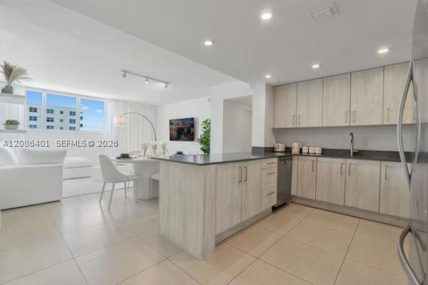Treasure Island, 7525 E Treasure Dr #710, North Bay Village, Florida 33141, image 2