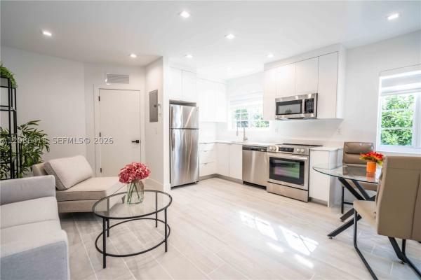 960 Jefferson Ave #205, Miami Beach, Florida 33139, image 1
