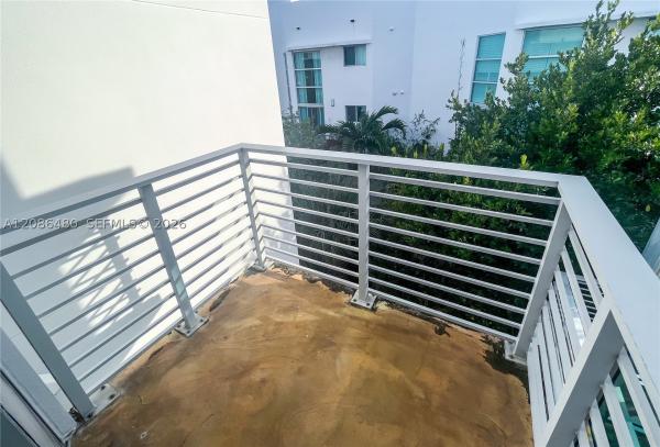 Vilasol, 7744 Collins Ave #19, Miami Beach, Florida 33141, image 2