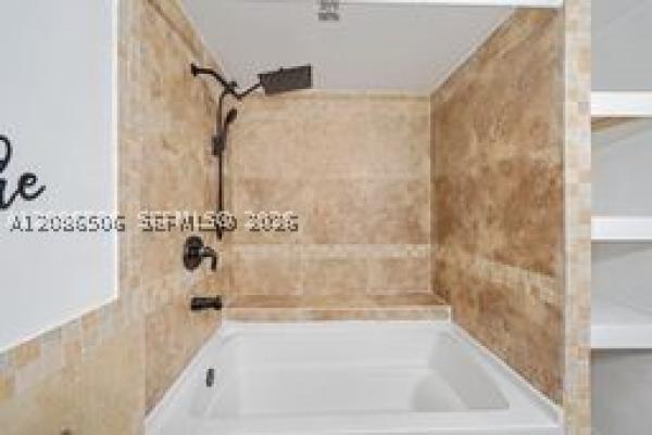 600 NW 214th St #104, Miami Gardens, Florida 33169, image 3