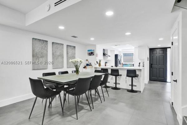 Lakeview Townhomes, 2723 NE 164th St #77, North Miami Beach, Florida 33160, image 2