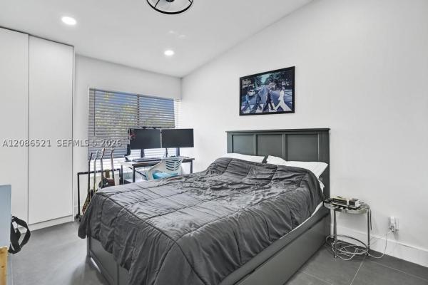 Lakeview Townhomes, 2723 NE 164th St #77, North Miami Beach, Florida 33160, image 1
