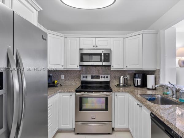 Eldorado Towers, 3675 N Country Club Dr #1607, Aventura, Florida 33180, image 3