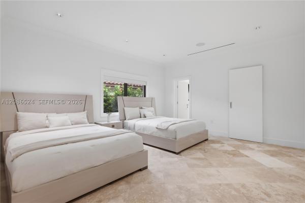 Golden Isles Estates, 415 Holiday Dr, Hallandale Beach, Florida 33009, image 2