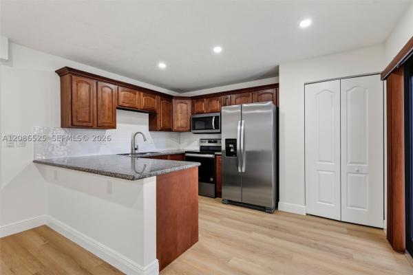 Kasalta Villas, 11115 W Okeechobee Rd #118, Hialeah Gardens, Florida 33018, image 3