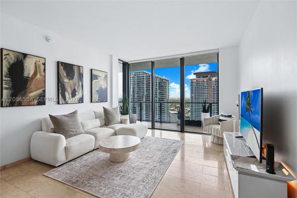 Reach Brickell City Centre, 68 SE 6th St #3306, Miami, Florida 33131, image 1