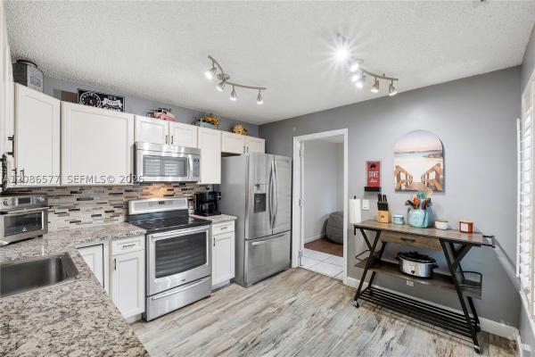 3839 Island Club Cir E, Lake Worth, Florida 33462, image 1