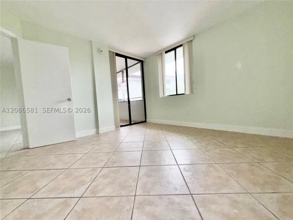 8205 SW 152nd Ave #F-310, Unincorporated Dade County, Florida 33193, image 2