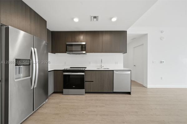 Edgewater Collective 1, 2000 Biscayne Blvd #1903, Miami, Florida 33137, image 3