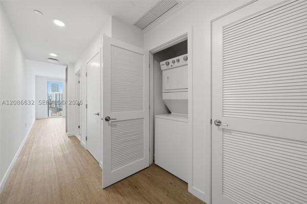 Edgewater Collective 1, 2000 Biscayne Blvd #2414, Miami, Florida 33137, image 3