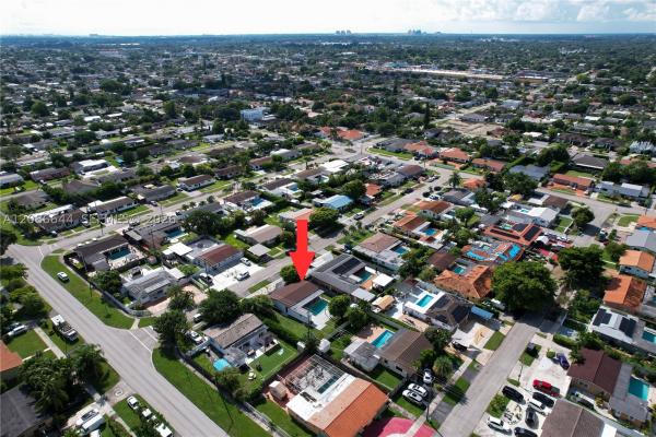 3210 SW 94th Ct, Unincorporated Dade County, Florida 33165, image 1