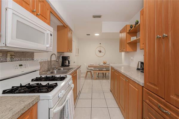 815 SW 6th Ave, Hallandale Beach, Florida 33009, image 1