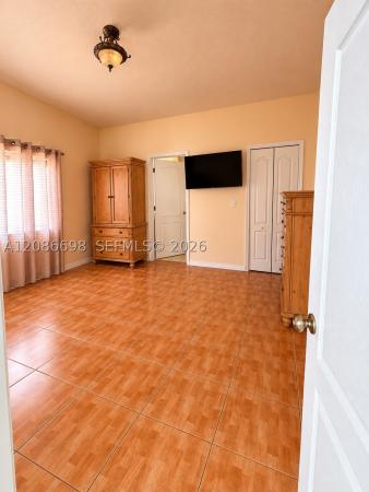 8010 NW 186th Ter, Hialeah, Florida 33015, image 3