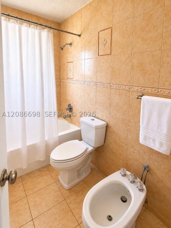8010 NW 186th Ter, Hialeah, Florida 33015, image 1