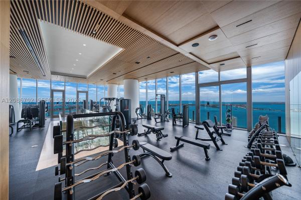 300 Biscayne Blvd Way #1106, Miami, Florida 33131, image 2