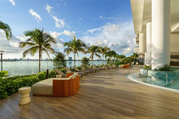725 NE NE 24th St #3002A, Miami, Florida 33137, image 1