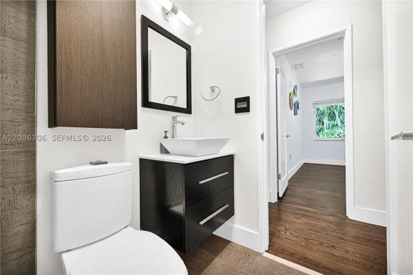 Country Club Estates, 295 De Leon Dr, Miami Springs, Florida 33166, image 2
