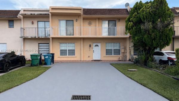 11249 SW 33rd Circle Pl, Unincorporated Dade County, Florida 33165, image 3