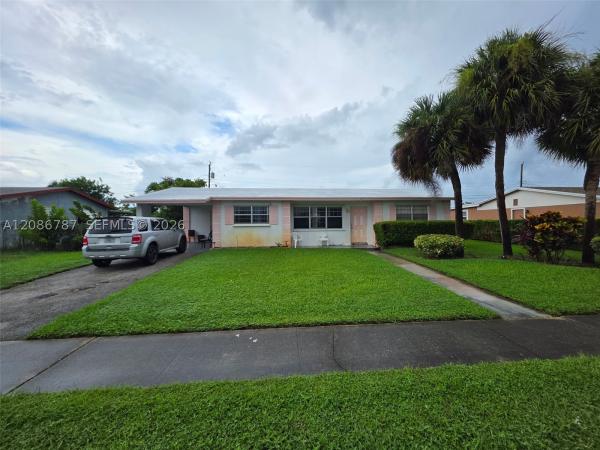Park Manor, 340 W 19th St, Riviera Beach, Florida 33404, image 1