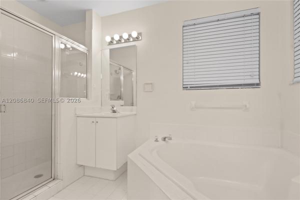 Encantada, 19331 SW 15th St, Pembroke Pines, Florida 33029, image 2