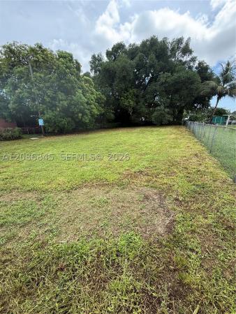 2754 NW 49th St, Unincorporated Dade County, Florida 33142, image 2