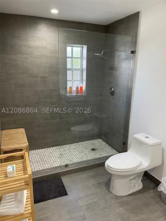 2375 NE 185th St, Unincorporated Dade County, Florida 33180, image 1