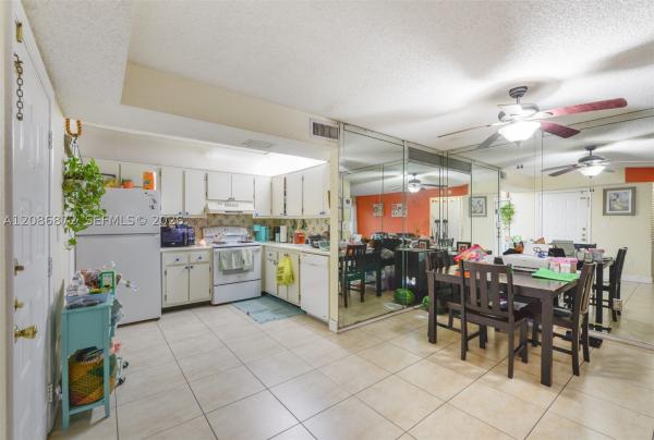 20005 NE 3rd Ct #03, Unincorporated Dade County, Florida 33179, image 3