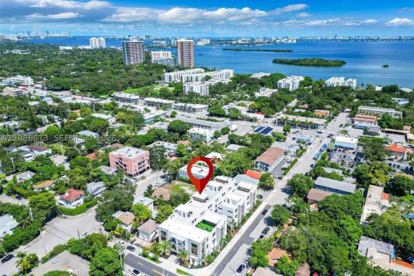Lemon City Whites, 521 NE 61st St, Miami, Florida 33137, image 2