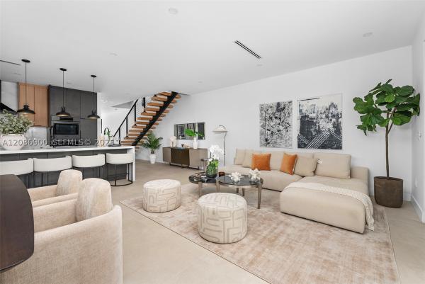 Osceola Groves, 1500 SW 19th St, Miami, Florida 33145, image 2