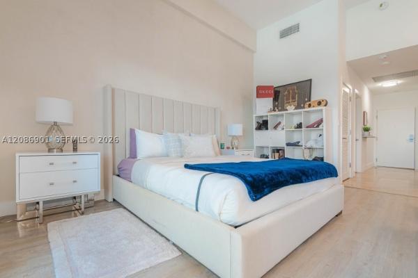 Roney Palace, 2301 Collins Ave #1630, Miami Beach, Florida 33139, image 1