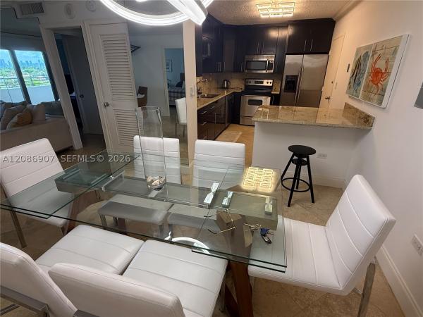 Oceanside Plaza, 5555 Collins Ave #7Z, Miami Beach, Florida 33140, image 1