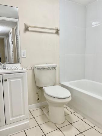 El Pueblo De Vera, 5825 W 25th Ct #311, Hialeah, Florida 33016, image 2